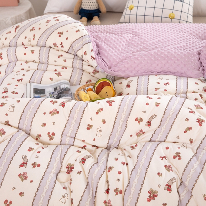 91家纺网 家纺一手货源 找家纺 天瑜家纺2023新款针织豆豆绒冬被系列 情人结