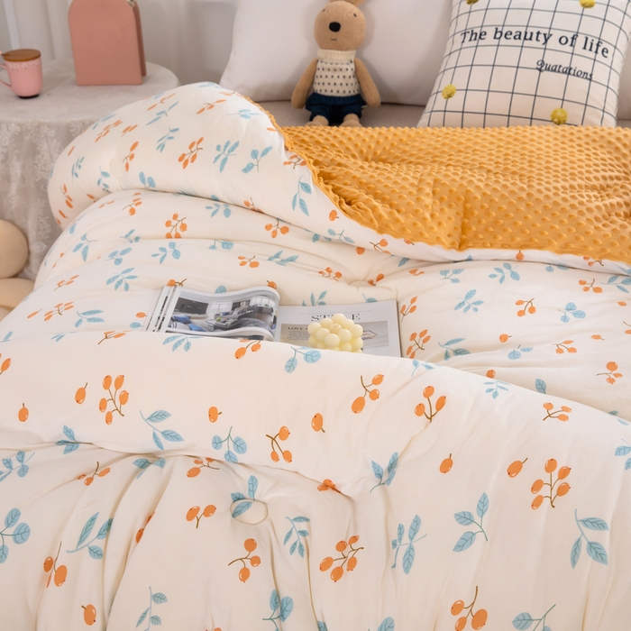 91家纺网 家纺一手货源 找家纺 天瑜家纺2023新款针织豆豆绒冬被系列 小金果1