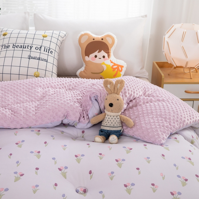 91家纺网 家纺一手货源 找家纺 天瑜家纺2023新款针织豆豆绒冬被系列 小郁金香