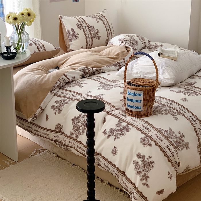 91家纺网 家纺一手货源 找家纺 美乐迪家纺 2023秋冬新款保暖牛奶绒四件套 罗马假日