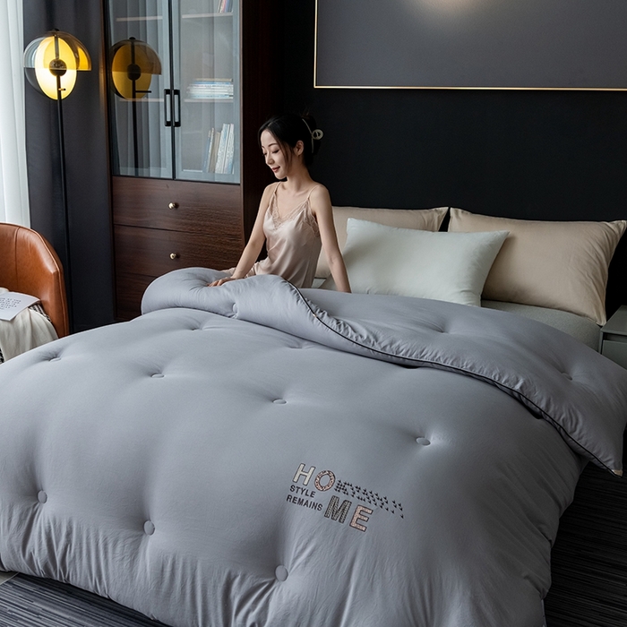 91家纺网 家纺一手货源 找家纺 瑞驰家纺 2023新款 A类水洗棉科尔特大豆被系列（风格一） 科尔特-烟雨灰