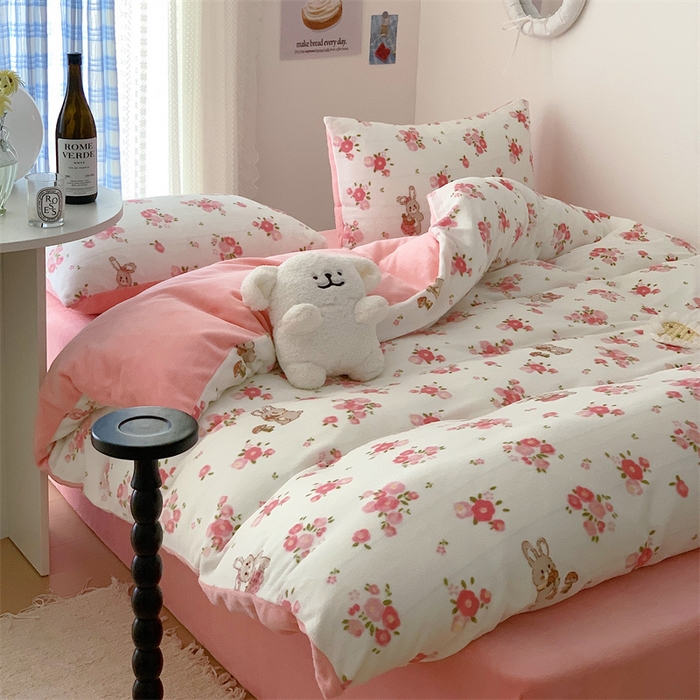 91家纺网 家纺一手货源 找家纺 美乐迪家纺 2023秋冬新款保暖牛奶绒四件套 花园小兔