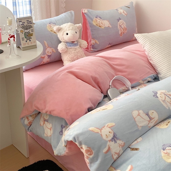 91家纺网 家纺一手货源 找家纺 美乐迪家纺 2023秋冬新款保暖牛奶绒四件套 菲比兔