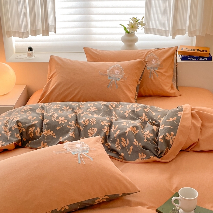 91家纺网 家纺一手货源 找家纺 蜜柚 2024新款全棉高支高密活性磨毛小清新绣花四件套 虞美人