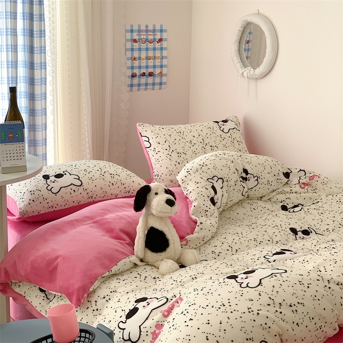 91家纺网 家纺一手货源 找家纺 美乐迪家纺 2023秋冬新款保暖牛奶绒四件套 可爱小狗