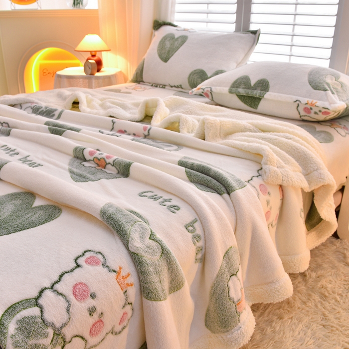 91家纺网 家纺一手货源 找家纺 同田家纺 2023年新款雪花绒&羊羔绒四件套 爱心熊