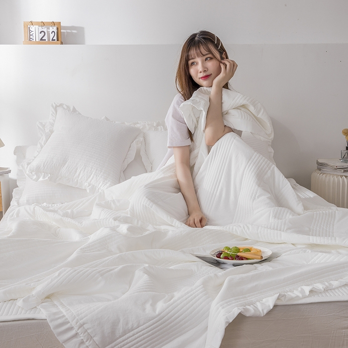 91家纺网 家纺一手货源 找家纺 紫碧螺家纺 2023新款四季棉夹棉系列夏被款 白