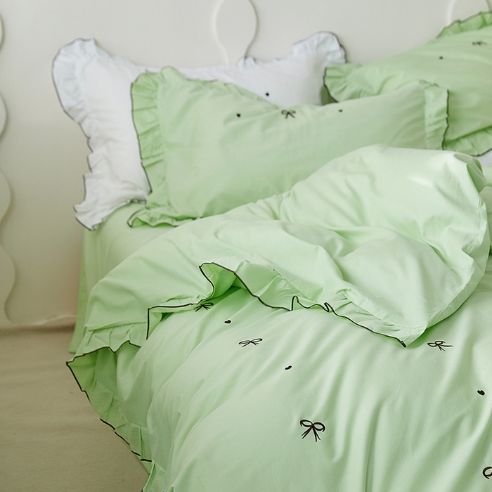 91家纺网 家纺一手货源 找家纺 梦可莱家居 2023新款韩版花边刺绣洛丽塔四件套 洛丽塔-浅绿色