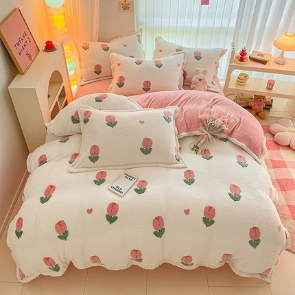 91家纺网 家纺一手货源 找家纺 川悦生活 2023新款立体雪花绒宽边四件套 宽边小郁金