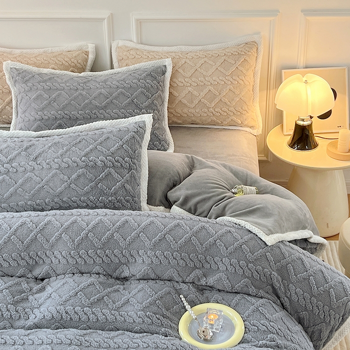 91家纺网 家纺一手货源 找家纺 贝拉梦 2023高克重加厚塔芙绒牛奶绒四件套单品 塔芙绒-蓝灰