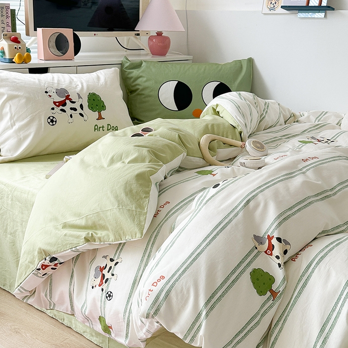 91家纺网 家纺一手货源 找家纺 昔可家纺 2023新款全棉大版数码枕套四件套 绿条狗狗