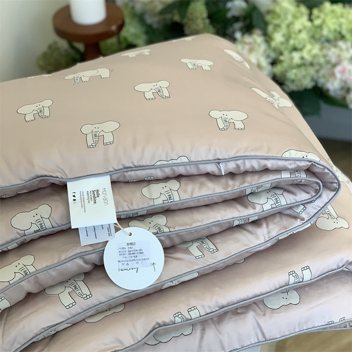 91家纺网 家纺一手货源 找家纺 汇庭 2023新款雅棉春秋被-实拍 多多象粉