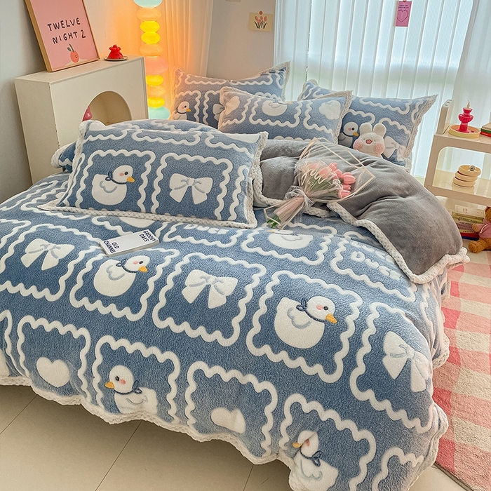 91家纺网 家纺一手货源 找家纺 川悦生活 2023新款立体雪花绒宽边四件套 宽边快乐鸭鸭