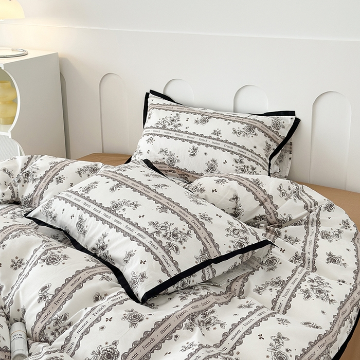 91家纺网 家纺一手货源 找家纺 昔可家纺 2023新款全棉复古风黑花边四件套（风格二） 暗夜巴黎