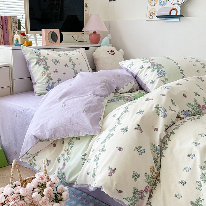 91家纺网 家纺一手货源 找家纺 昔可家纺 2023新款全棉治愈风小碎花四件套 蓝莓酱