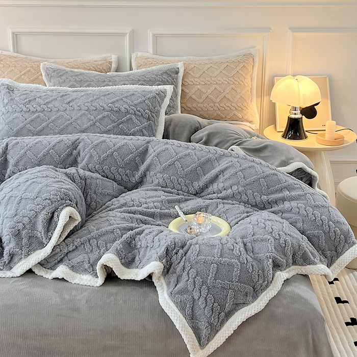 91家纺网 家纺一手货源 找家纺 贝拉梦 2023高克重加厚塔芙绒牛奶绒四件套单品 塔芙绒-蓝灰