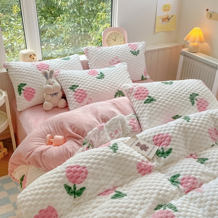 91家纺网 家纺一手货源 找家纺 （总）欧邦 爆款A类金龟绒提花豆豆绒牛奶绒单被套四件套