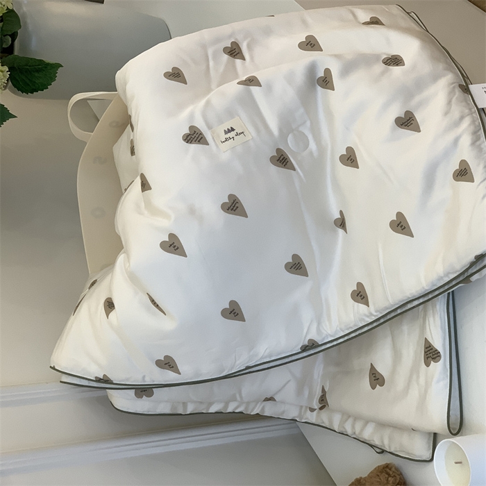 91家纺网 家纺一手货源 找家纺 汇庭 2023雅棉2.0夏被 摩卡爱心