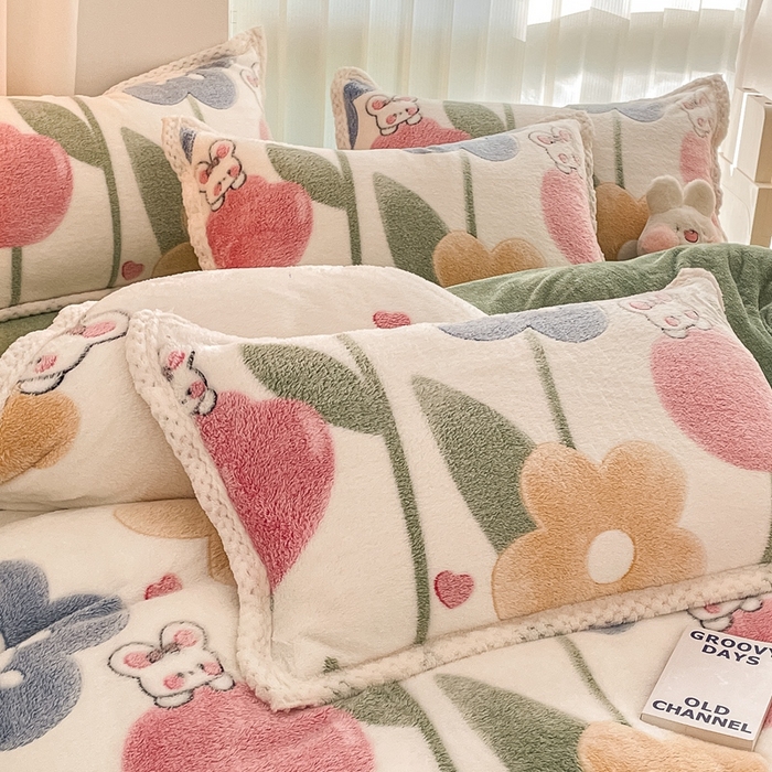 91家纺网 家纺一手货源 找家纺 川悦生活 2023新款立体雪花绒宽边四件套 宽边哈桑花-绿