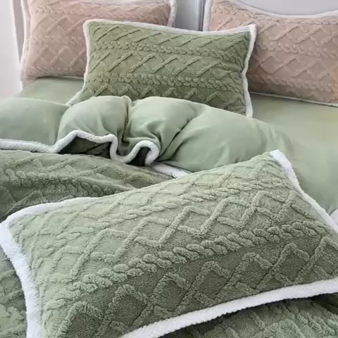 91家纺网 家纺一手货源 找家纺 贝拉梦 2023高克重加厚塔芙绒牛奶绒四件套单品 塔芙绒-抹茶