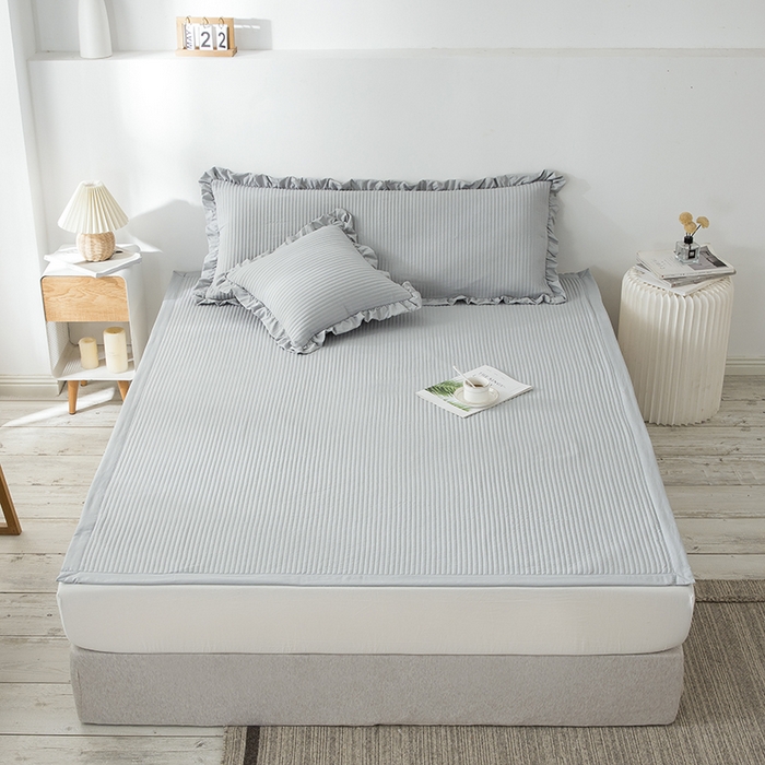 91家纺网 家纺一手货源 找家纺 紫碧螺家纺 2023新款新款四季棉夹棉系列床盖款 灰