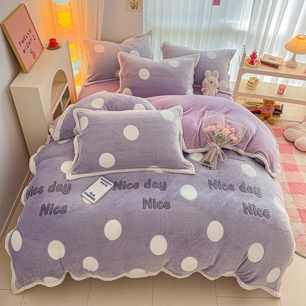 91家纺网 家纺一手货源 找家纺 川悦生活 2023新款立体雪花绒宽边四件套 宽边幸运紫