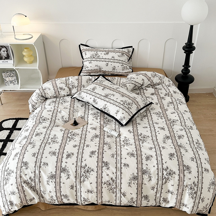 91家纺网 家纺一手货源 找家纺 昔可家纺 2023新款全棉复古风黑花边四件套（风格二） 暗夜巴黎