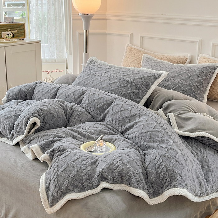 91家纺网 家纺一手货源 找家纺 贝拉梦 2023高克重加厚塔芙绒牛奶绒四件套单品 塔芙绒-蓝灰