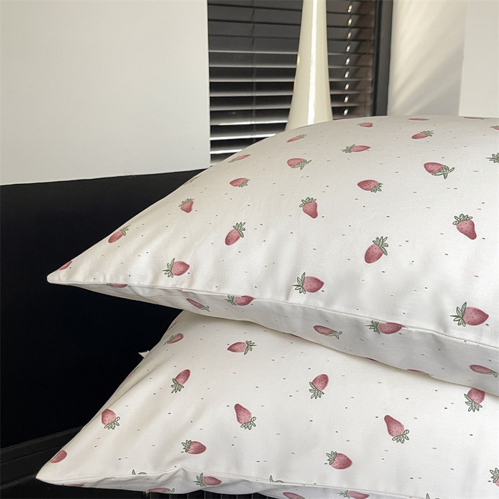 91家纺网 家纺一手货源 找家纺 汇庭 2023新款雅棉春秋被-棚拍 草莓多多