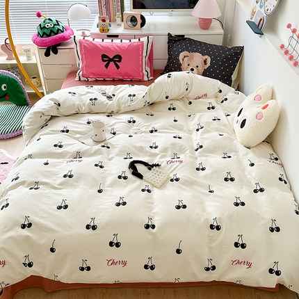 91家纺网 家纺一手货源 找家纺 昔可家纺 2023新款全棉大版数码枕套四件套 黑色樱桃