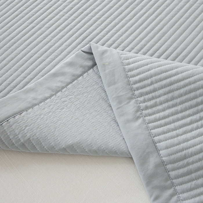 91家纺网 家纺一手货源 找家纺 紫碧螺家纺 2023新款新款四季棉夹棉系列床盖款 灰