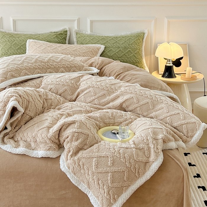 91家纺网 家纺一手货源 找家纺 贝拉梦 2023高克重加厚塔芙绒牛奶绒四件套单品 塔芙绒-燕麦