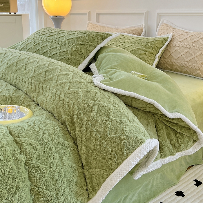 91家纺网 家纺一手货源 找家纺 贝拉梦 2023高克重加厚塔芙绒牛奶绒四件套单品 塔芙绒-抹茶