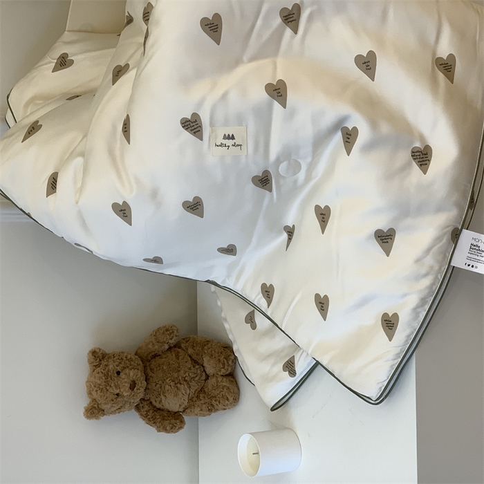 91家纺网 家纺一手货源 找家纺 汇庭 2023雅棉2.0夏被 摩卡爱心