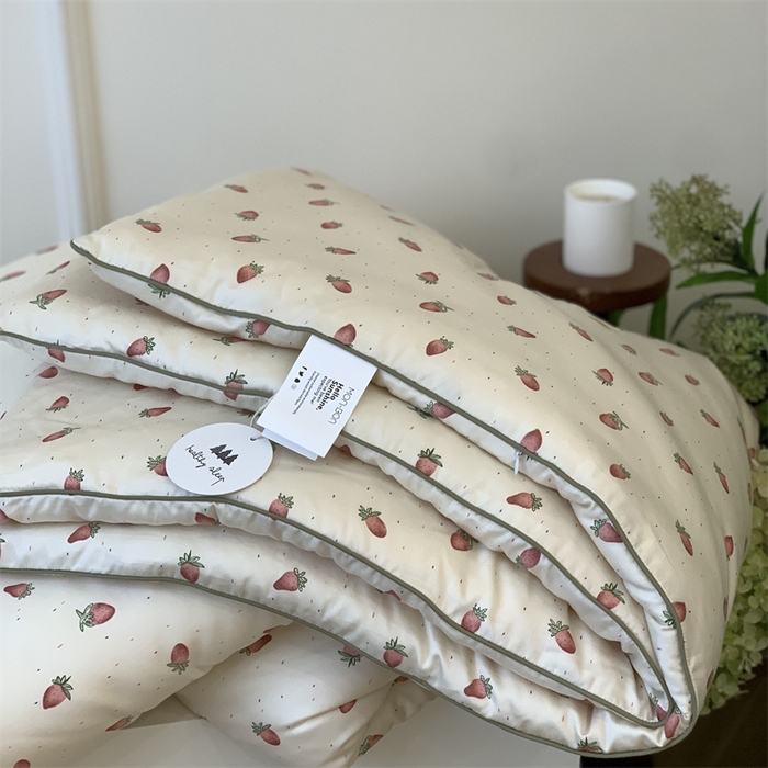 91家纺网 家纺一手货源 找家纺 汇庭 2023新款雅棉春秋被-实拍 草莓多多