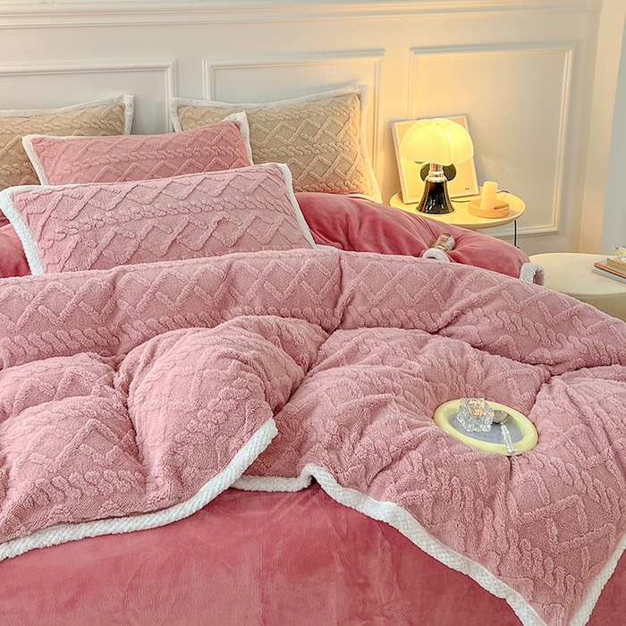 91家纺网 家纺一手货源 找家纺 贝拉梦 2023高克重加厚塔芙绒牛奶绒四件套单品 塔芙绒-玫瑰