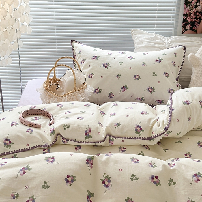 91家纺网 家纺一手货源 找家纺 2023新款全棉印花贝壳三角针四件套 淡雅紫葡萄