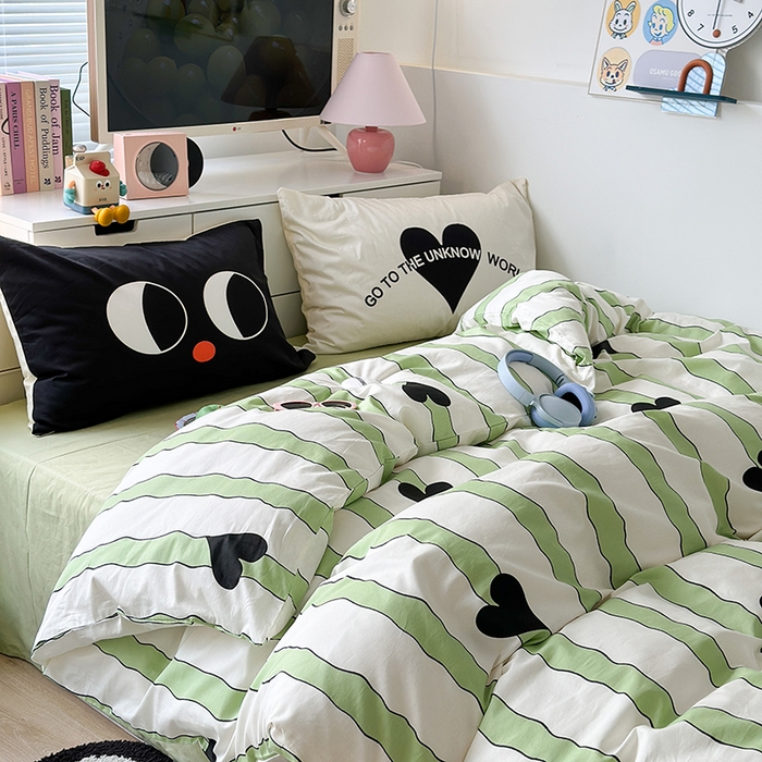 91家纺网 家纺一手货源 找家纺 昔可家纺 2023新款全棉大版数码枕套四件套 绿条爱心