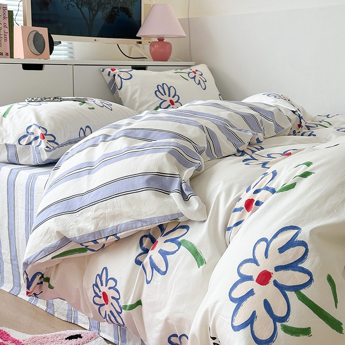 91家纺网 家纺一手货源 找家纺 昔可家纺 2023新款全棉治愈风小碎花四件套 蓝色花瓣花