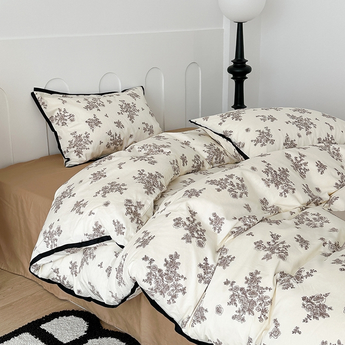 91家纺网 家纺一手货源 找家纺 昔可家纺 2023新款全棉复古风黑花边四件套（风格二） 巴黎画染