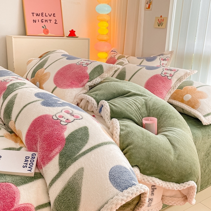 91家纺网 家纺一手货源 找家纺 川悦生活 2023新款立体雪花绒宽边四件套 宽边哈桑花-绿