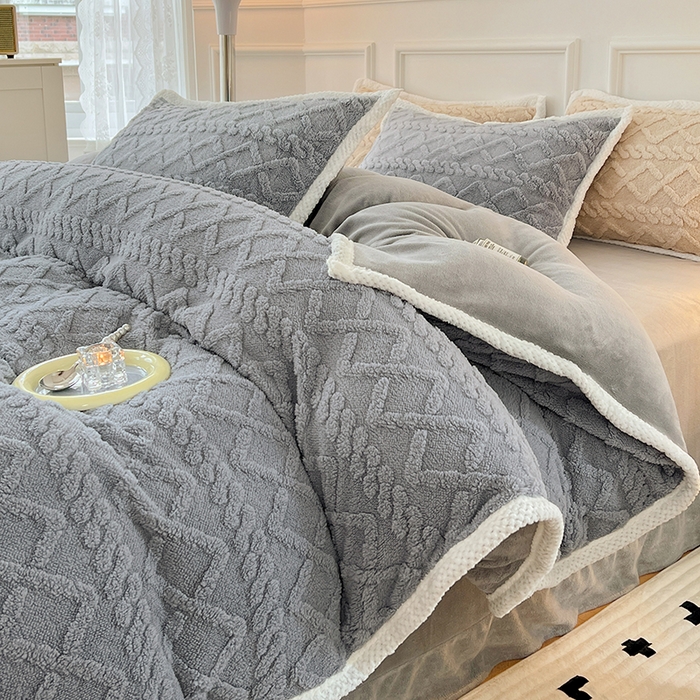 91家纺网 家纺一手货源 找家纺 贝拉梦 2023高克重加厚塔芙绒牛奶绒四件套单品 塔芙绒-蓝灰