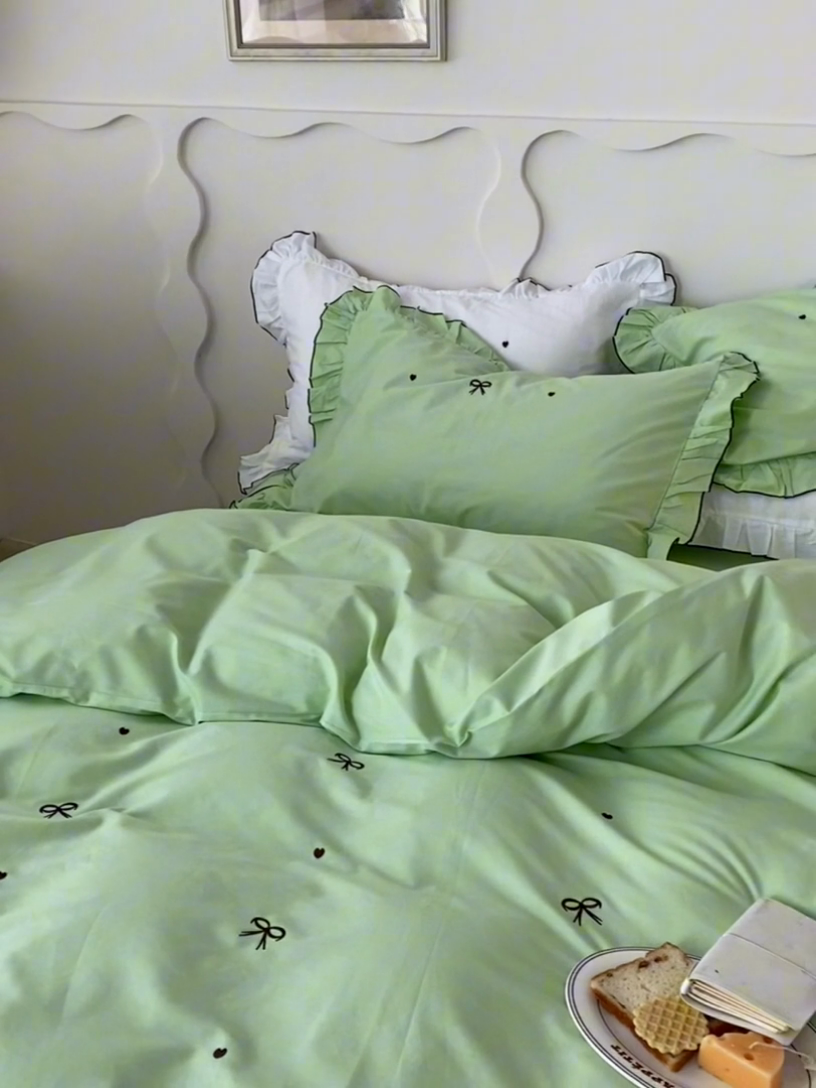 91家纺网 家纺一手货源 找家纺 梦可莱家居 2023新款韩版花边刺绣洛丽塔四件套 洛丽塔-浅绿色