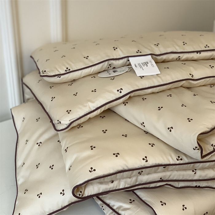 91家纺网 家纺一手货源 找家纺 汇庭 2023新款雅棉春秋被-实拍 麦芽