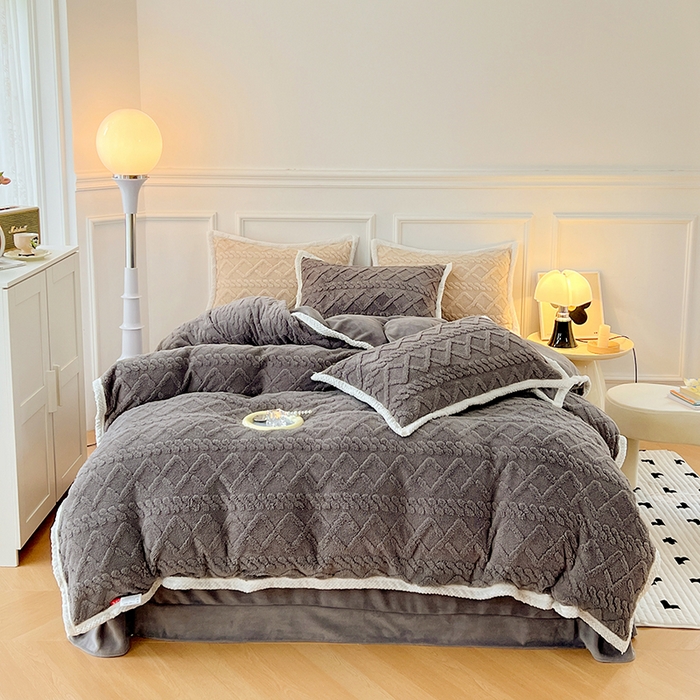 91家纺网 家纺一手货源 找家纺 贝拉梦 2023高克重加厚塔芙绒牛奶绒四件套单品 塔芙绒-深灰