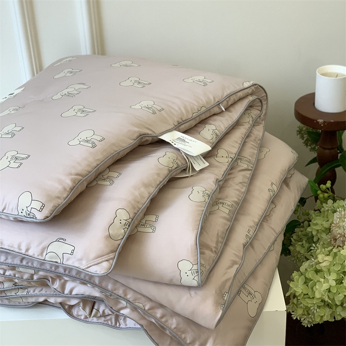 91家纺网 家纺一手货源 找家纺 汇庭 2023新款雅棉春秋被-实拍 多多象粉