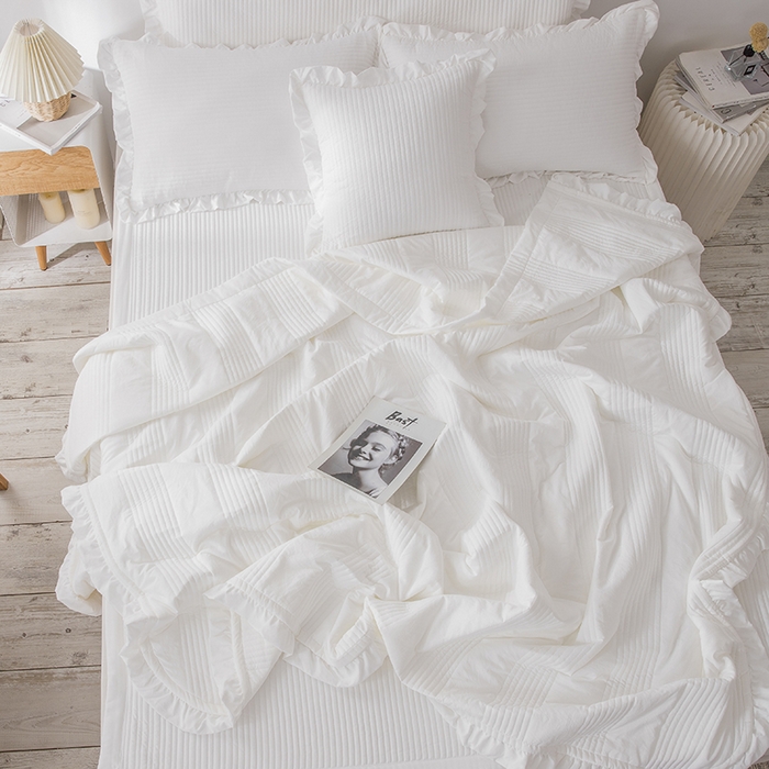 91家纺网 家纺一手货源 找家纺 紫碧螺家纺 2023新款四季棉夹棉系列夏被款 白