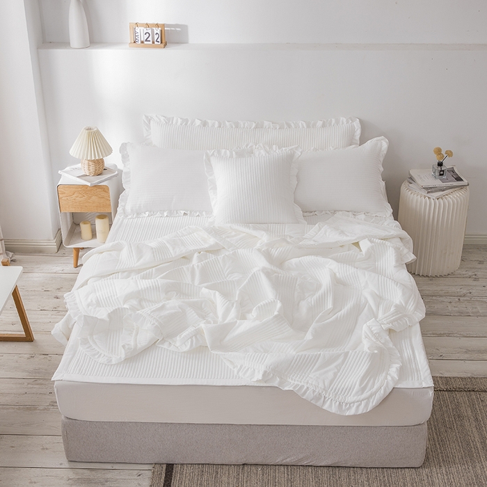 91家纺网 家纺一手货源 找家纺 紫碧螺家纺 2023新款四季棉夹棉系列夏被款 白