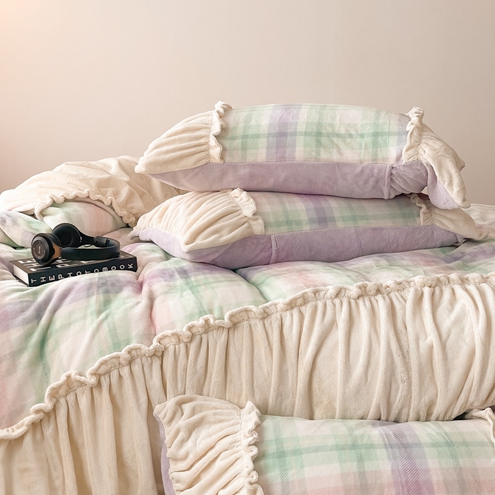 91家纺网 家纺一手货源 找家纺 金奇达家纺 2023新款【南法庄园】婴肤绒四件套 奶油格紫