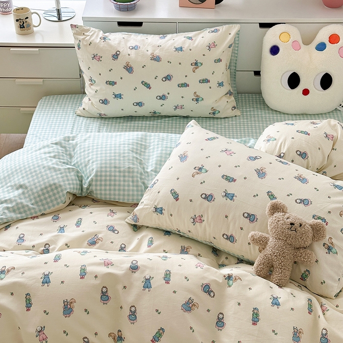 91家纺网 家纺一手货源 找家纺 昔可家纺 2023新款全棉卡通动物印花四件套 蓝色爱丽丝兔